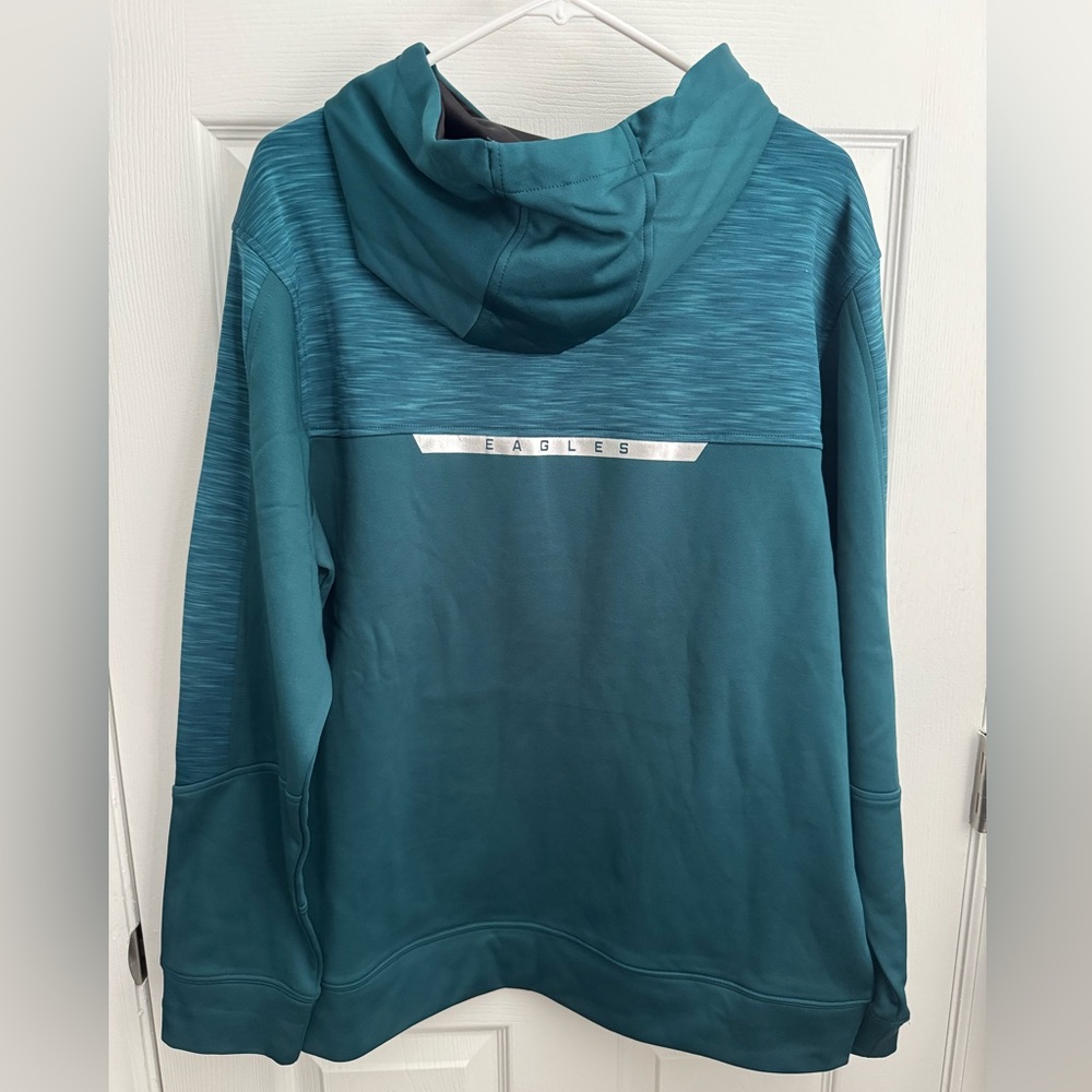 Philadelphia Eagles Pullover Hoodie - Picture 5 of 9